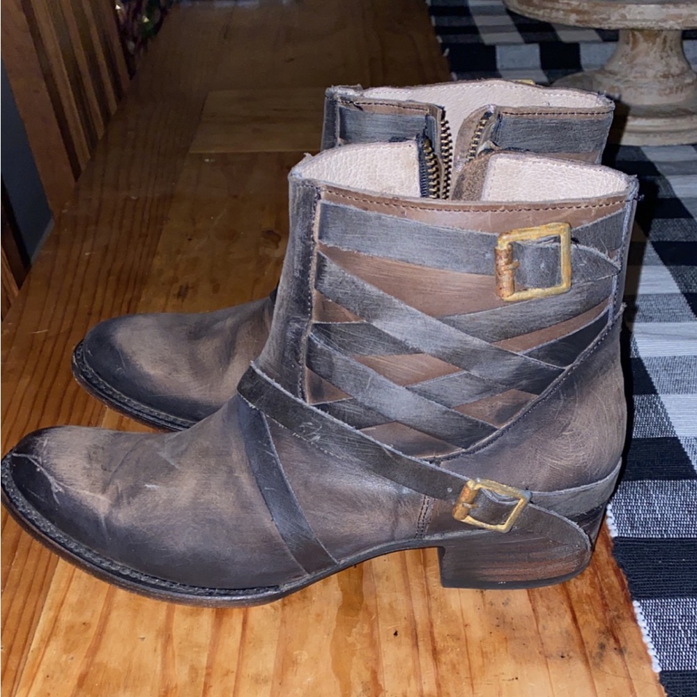 Freebird by Steven Sammi size 10